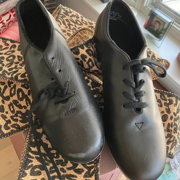 Two (2) Pair Boys Capezio Tap Shoes - Picture 1 of 3